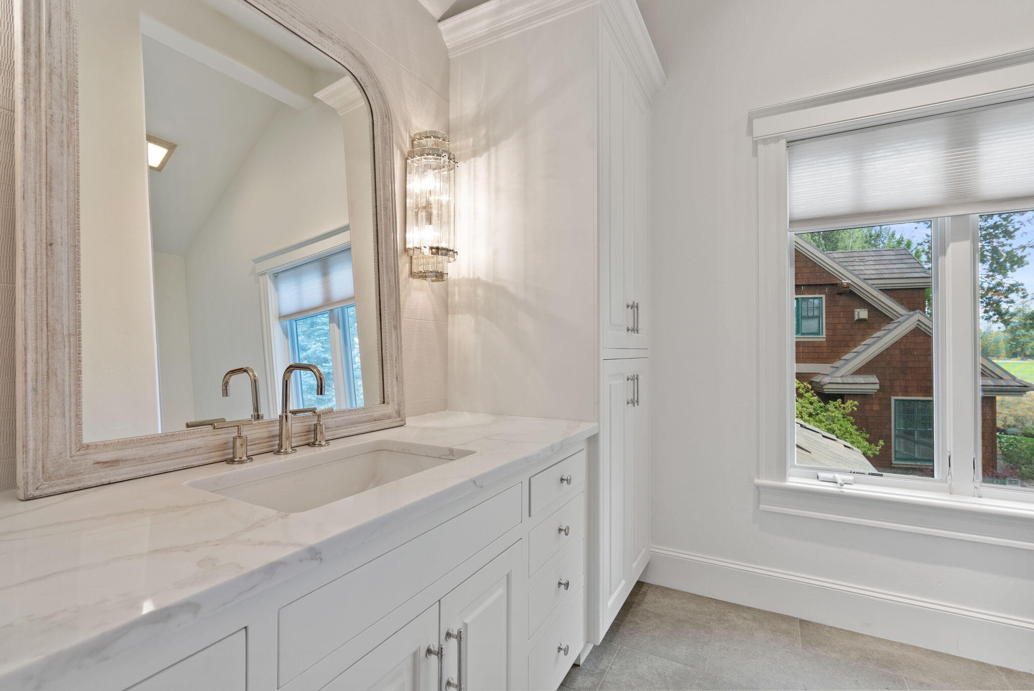 Broken Top - Residential