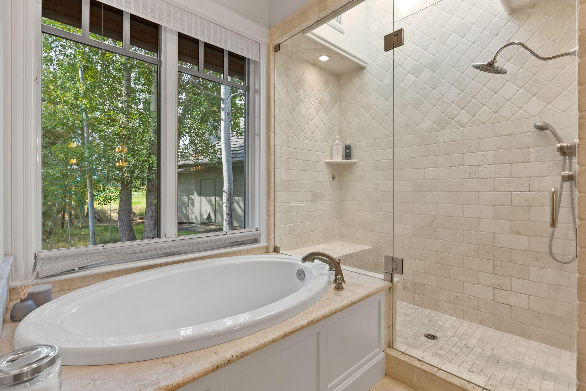 Broken Top - Residential