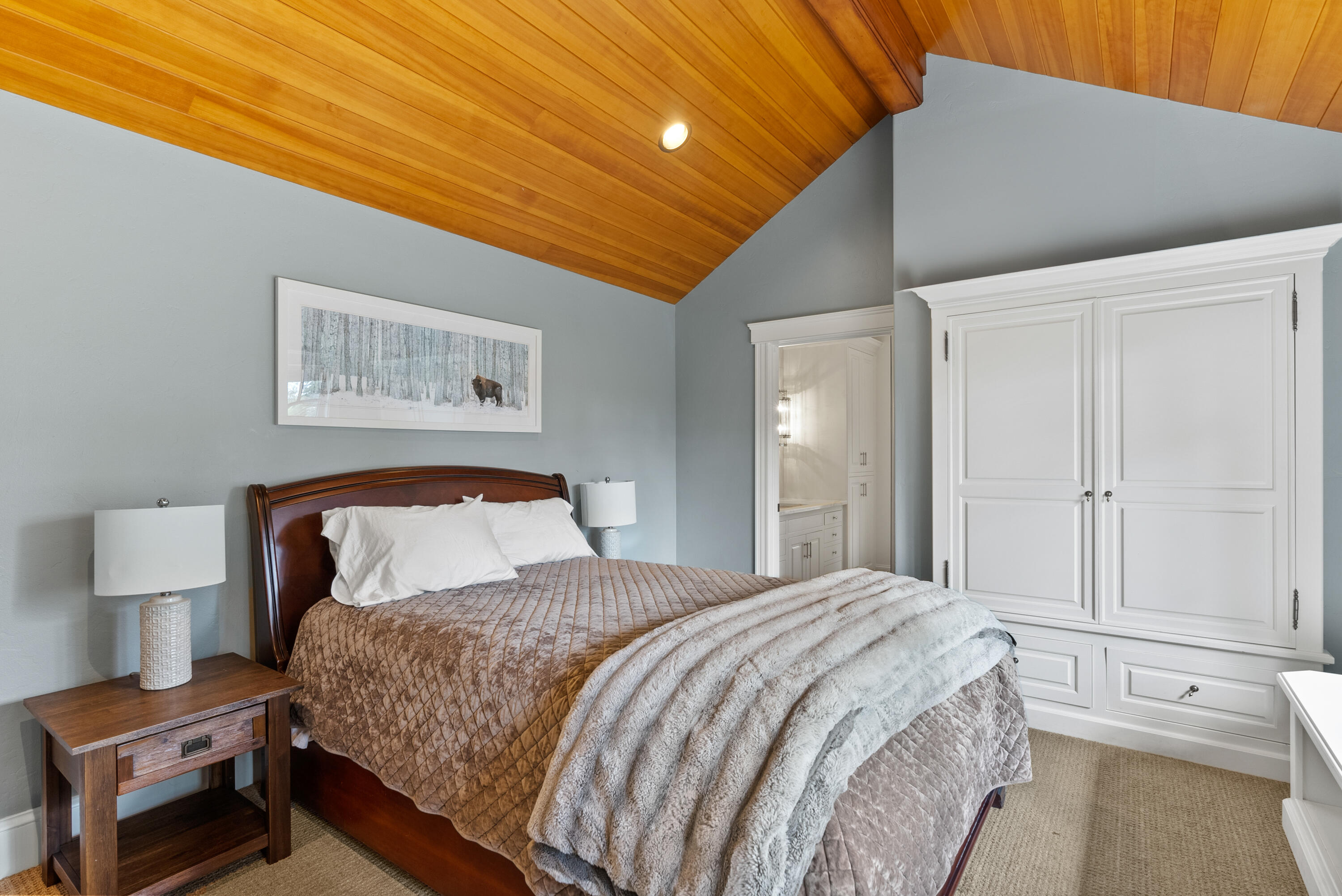 Broken Top - Residential