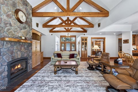 Tiny photo for 17690 Mountain View Road, Sisters, OR 97759 (MLS # 220226890)