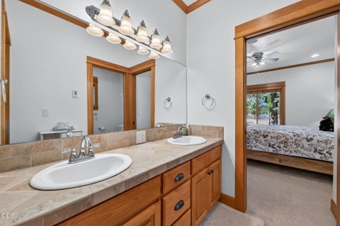 Tiny photo for 17690 Mountain View Road, Sisters, OR 97759 (MLS # 220226890)