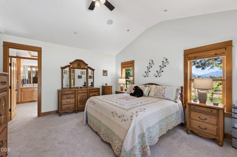 Tiny photo for 17690 Mountain View Road, Sisters, OR 97759 (MLS # 220226890)