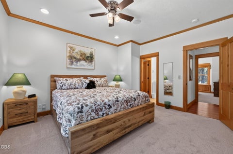 Tiny photo for 17690 Mountain View Road, Sisters, OR 97759 (MLS # 220226890)
