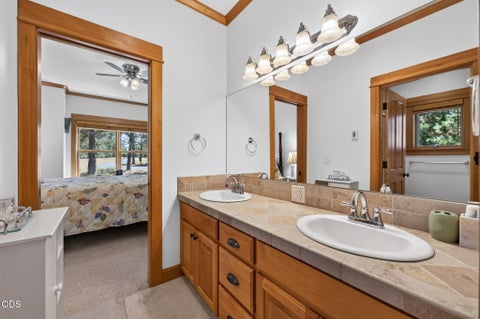 Tiny photo for 17690 Mountain View Road, Sisters, OR 97759 (MLS # 220226890)