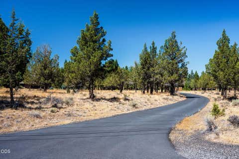 Tiny photo for 17690 Mountain View Road, Sisters, OR 97759 (MLS # 220226890)