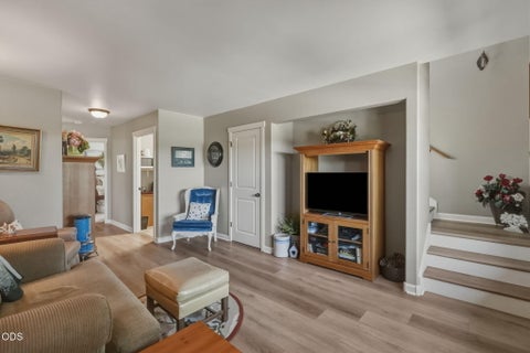 Tiny photo for 63776 Hunters Circle, Bend, OR 97701 (MLS # 220224445)