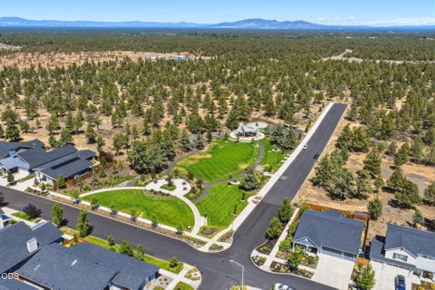 Tiny photo for 63776 Hunters Circle, Bend, OR 97701 (MLS # 220224445)