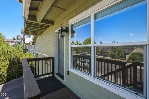 Tiny photo for 63776 Hunters Circle, Bend, OR 97701 (MLS # 220224445)