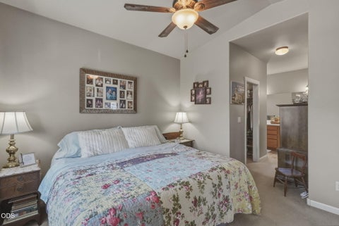 Tiny photo for 63776 Hunters Circle, Bend, OR 97701 (MLS # 220224445)