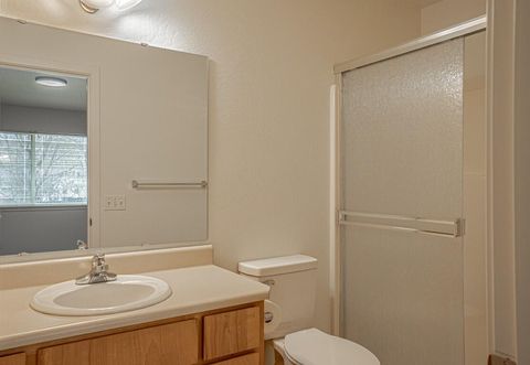 Tiny photo for 119 Oak Meadows Place, Ashland, OR 97520 (MLS # 220215365)