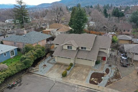 Tiny photo for 119 Oak Meadows Place, Ashland, OR 97520 (MLS # 220215365)