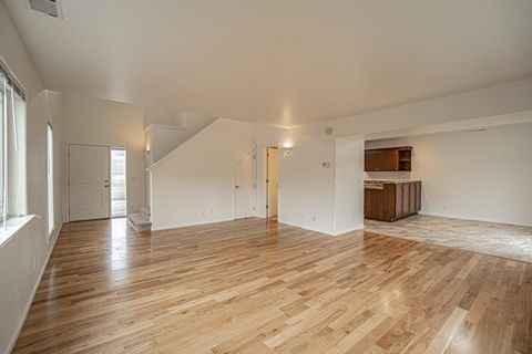 Tiny photo for 119 Oak Meadows Place, Ashland, OR 97520 (MLS # 220215365)