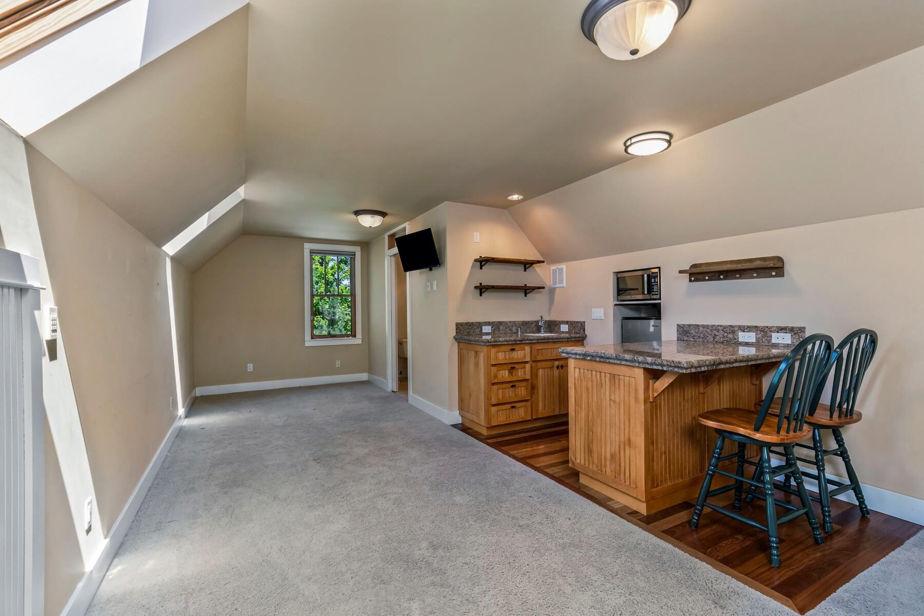 Pine Meadow Vill - Residential