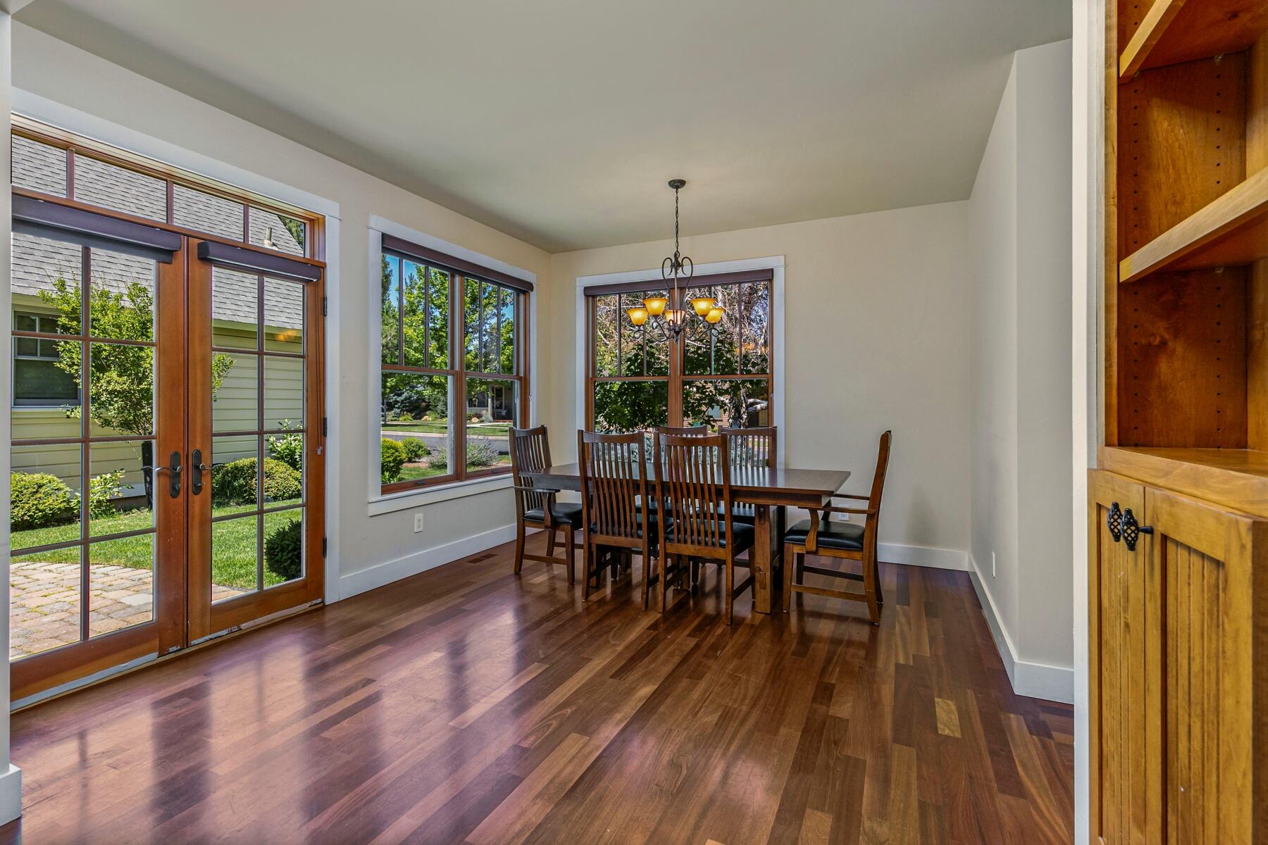 Pine Meadow Vill - Residential