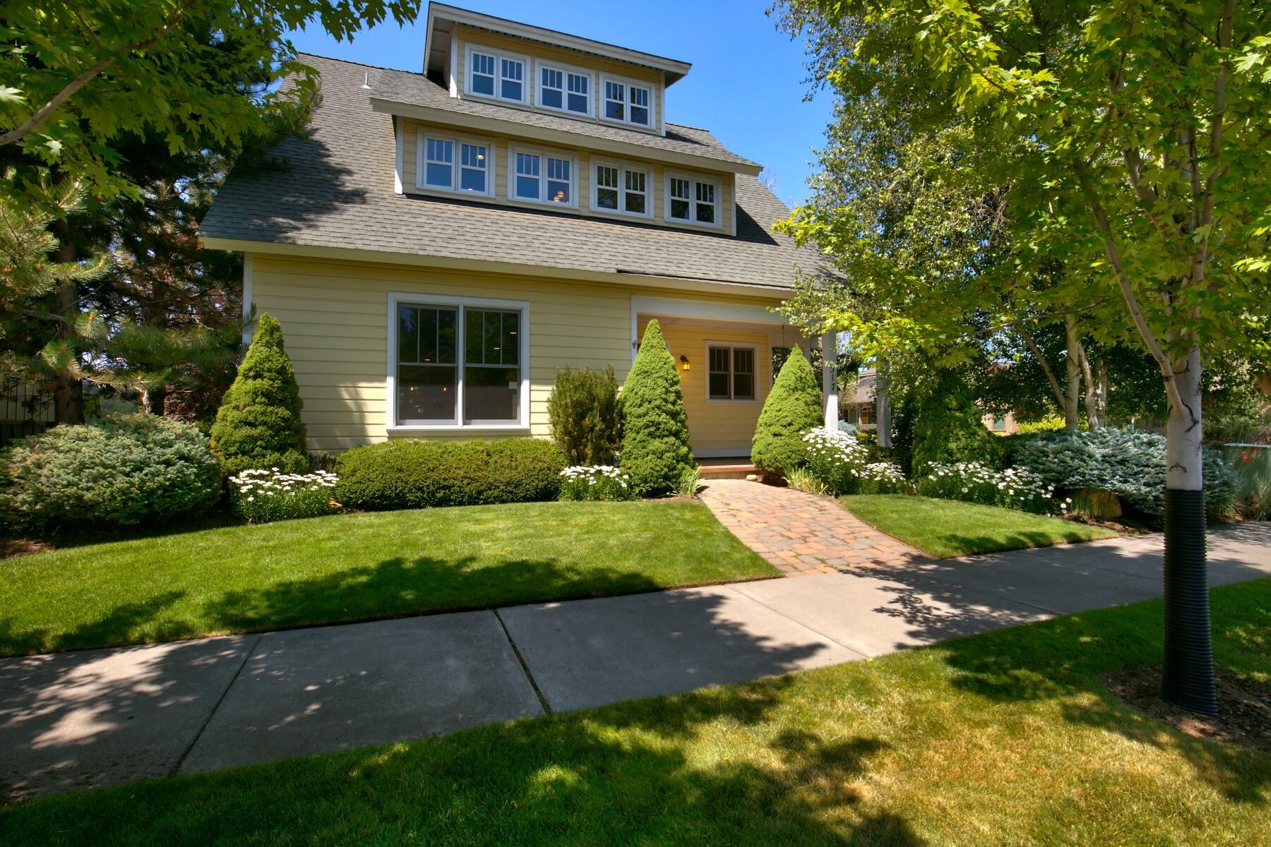 Pine Meadow Vill - Residential