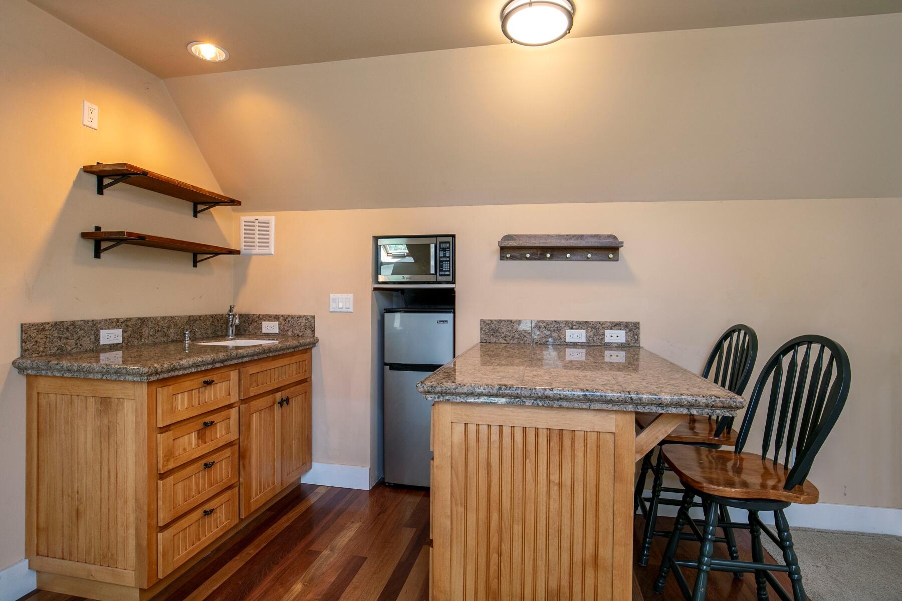 Pine Meadow Vill - Residential