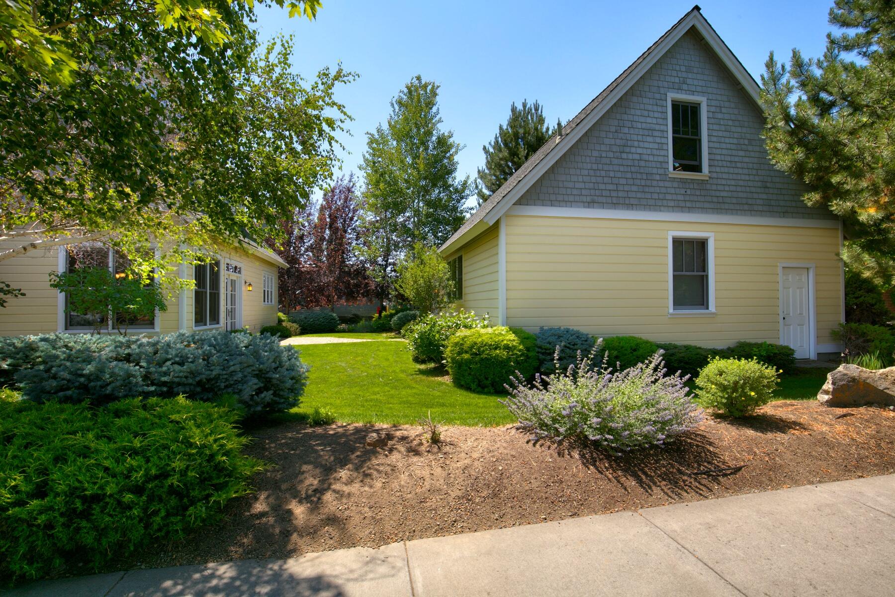 Pine Meadow Vill - Residential