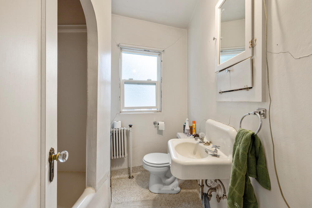 Klamath Falls -Hot Springs Addition - Residential Income