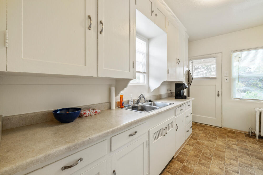 Klamath Falls -Hot Springs Addition - Residential Income