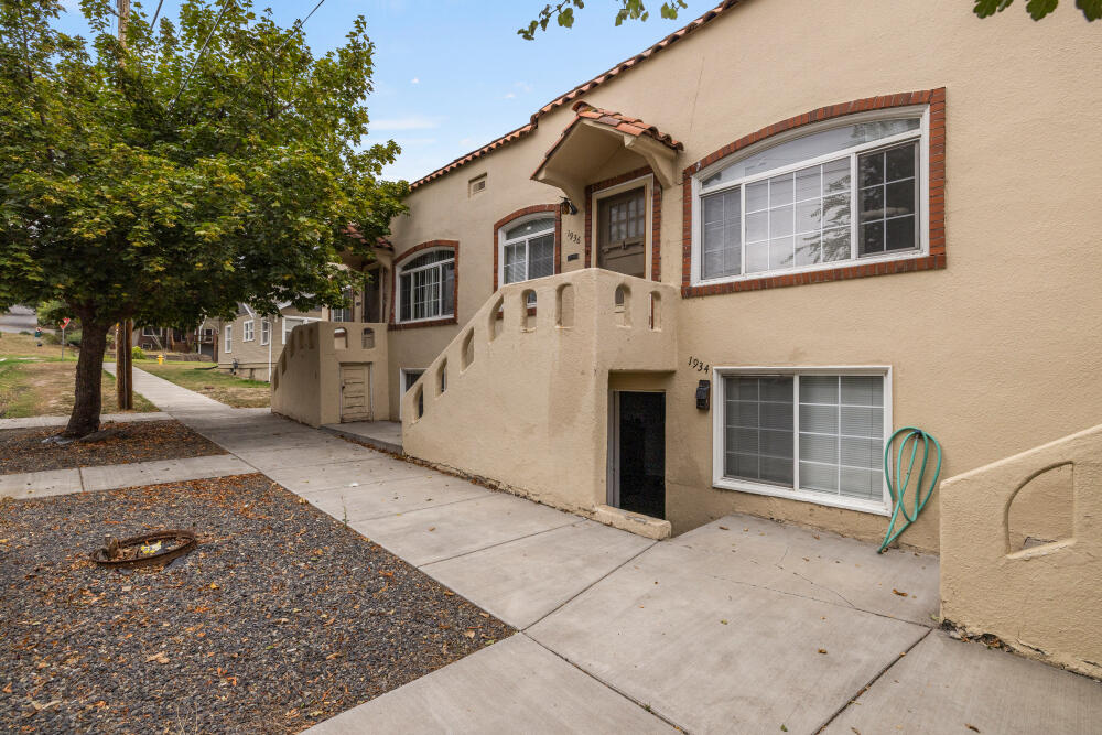 Klamath Falls -Hot Springs Addition - Residential Income