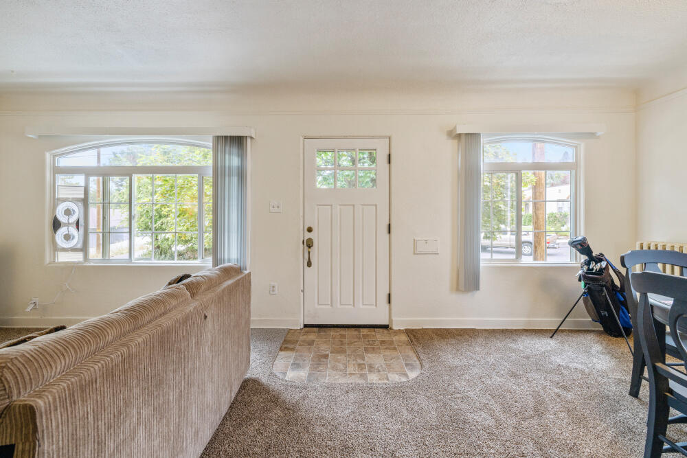 Klamath Falls -Hot Springs Addition - Residential Income