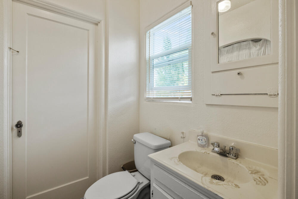 Klamath Falls -Hot Springs Addition - Residential Income