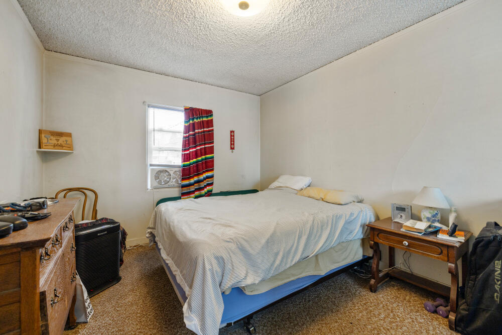 Klamath Falls -Hot Springs Addition - Residential Income