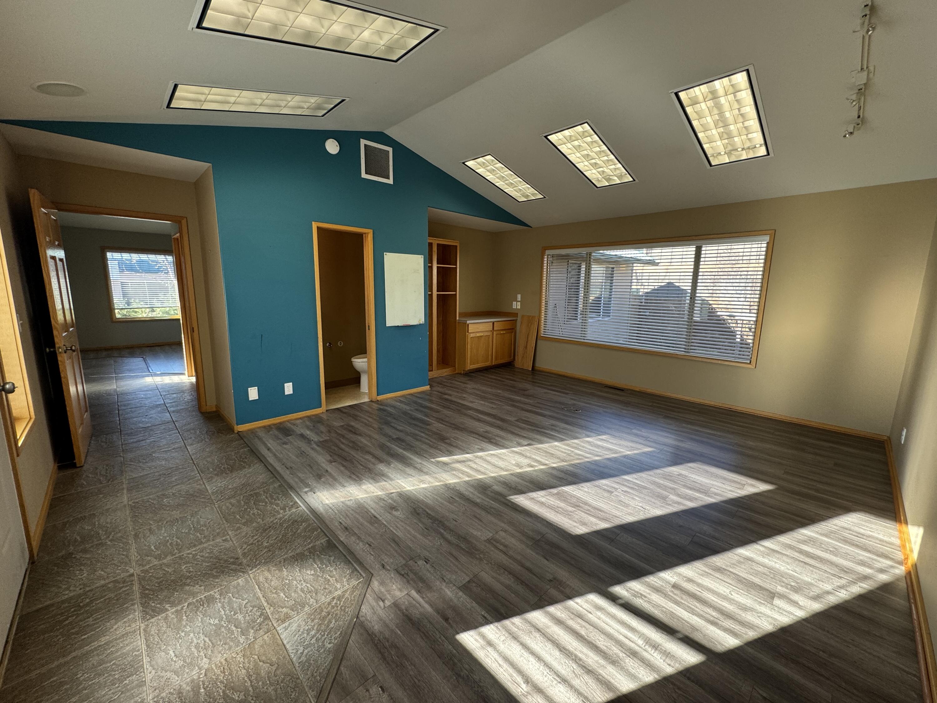 Townsite Of Redmond - Commercial Lease