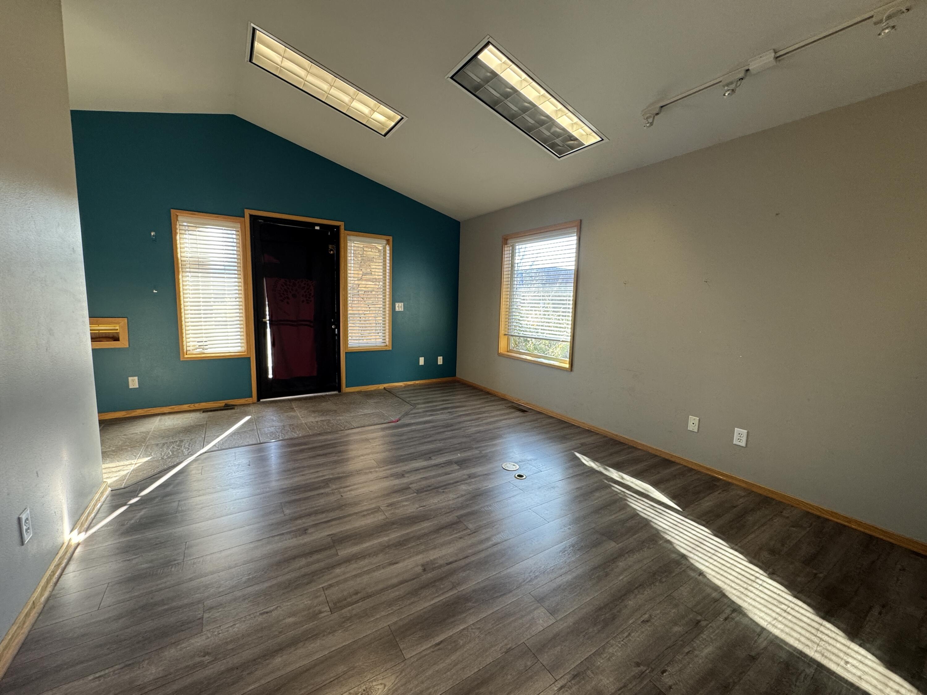 Townsite Of Redmond - Commercial Lease