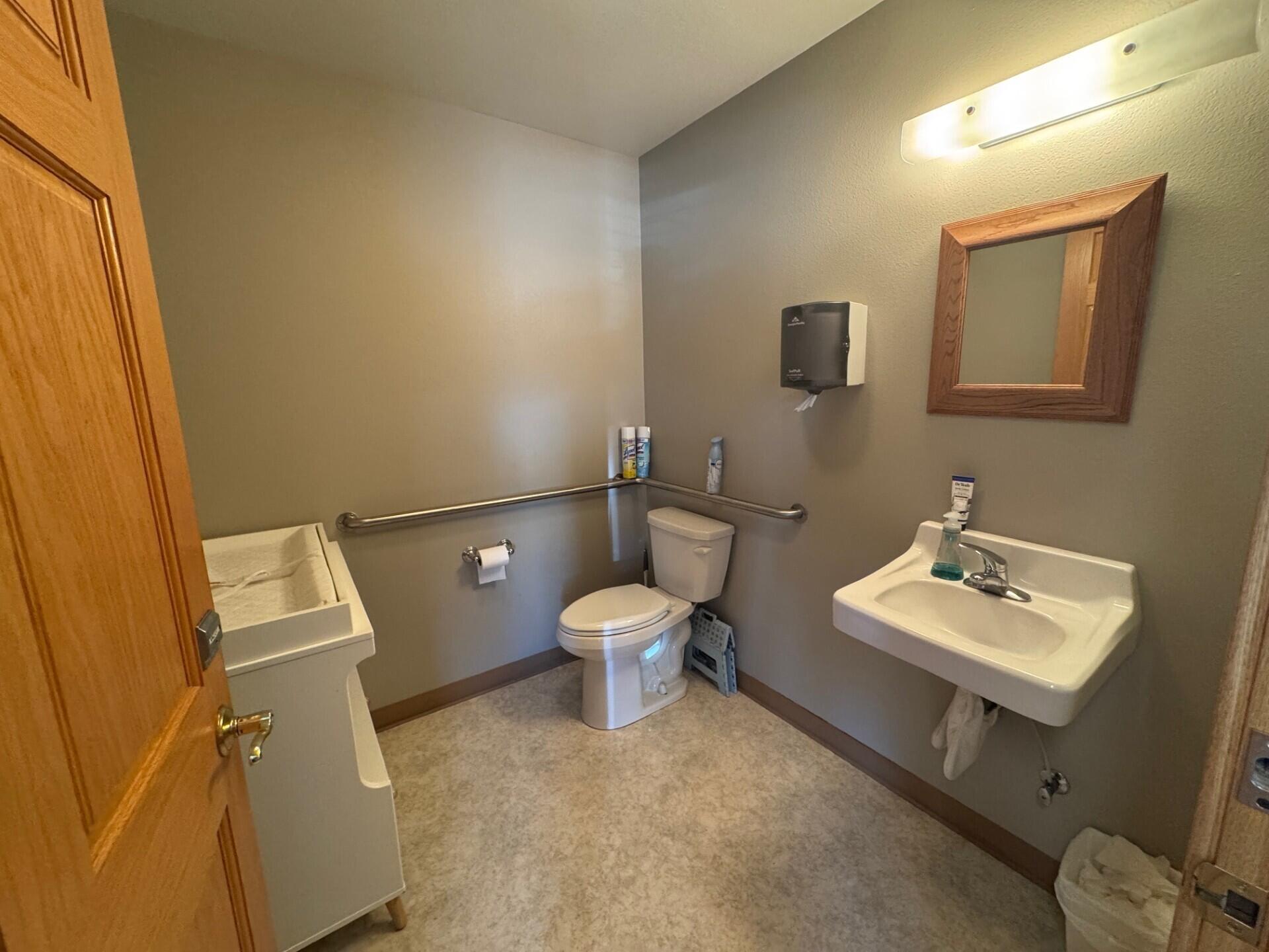 Townsite Of Redmond - Commercial Lease