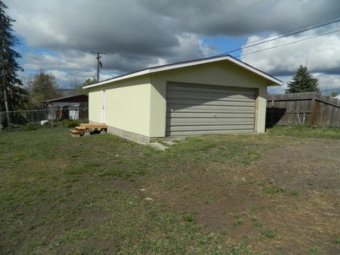Tiny photo for 5333 Hilldale Street, Klamath Falls, OR 97603 (MLS # 220219291)