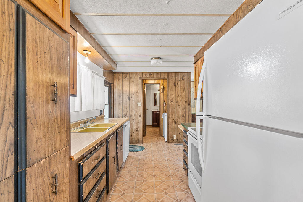 Romaine Village - Residential