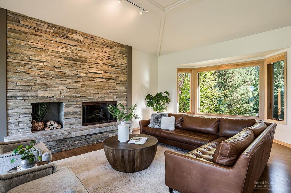 Broken Top - Residential