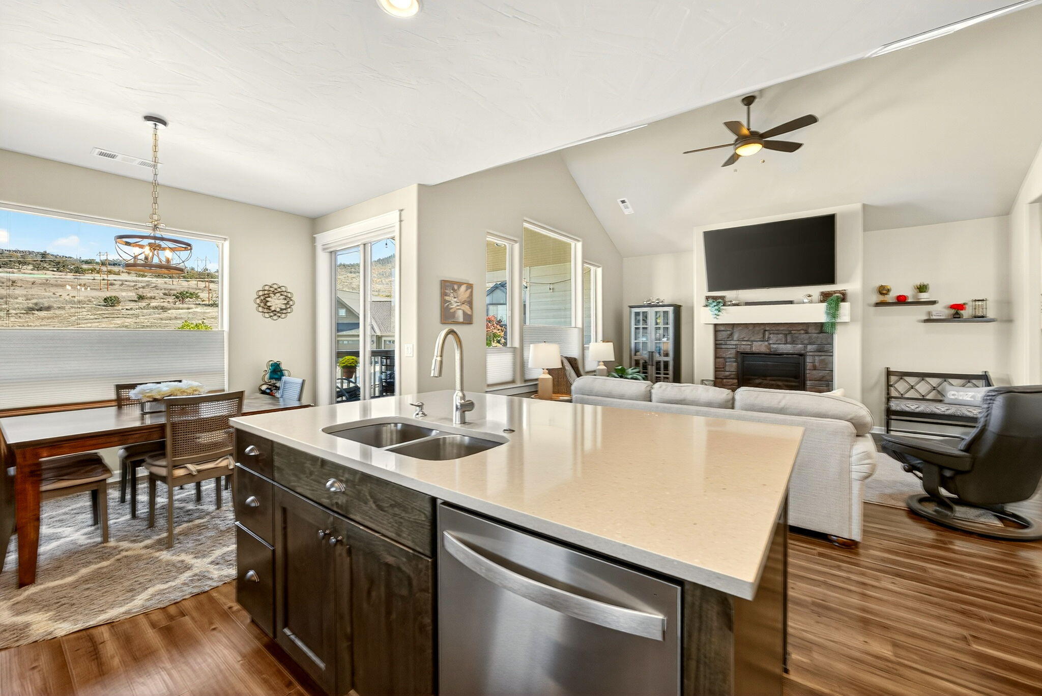 Bella Vista Heights Phases 1 & 2 - Residential