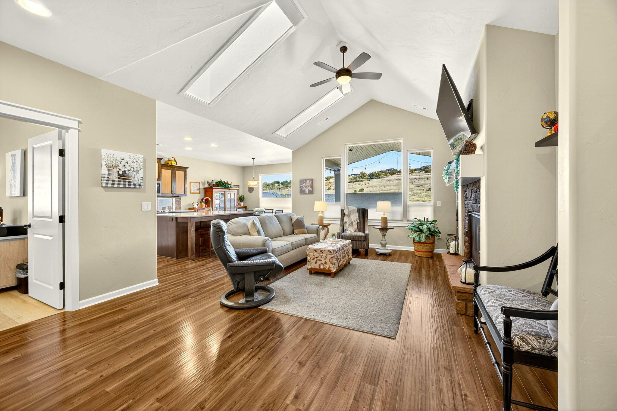 Bella Vista Heights Phases 1 & 2 - Residential