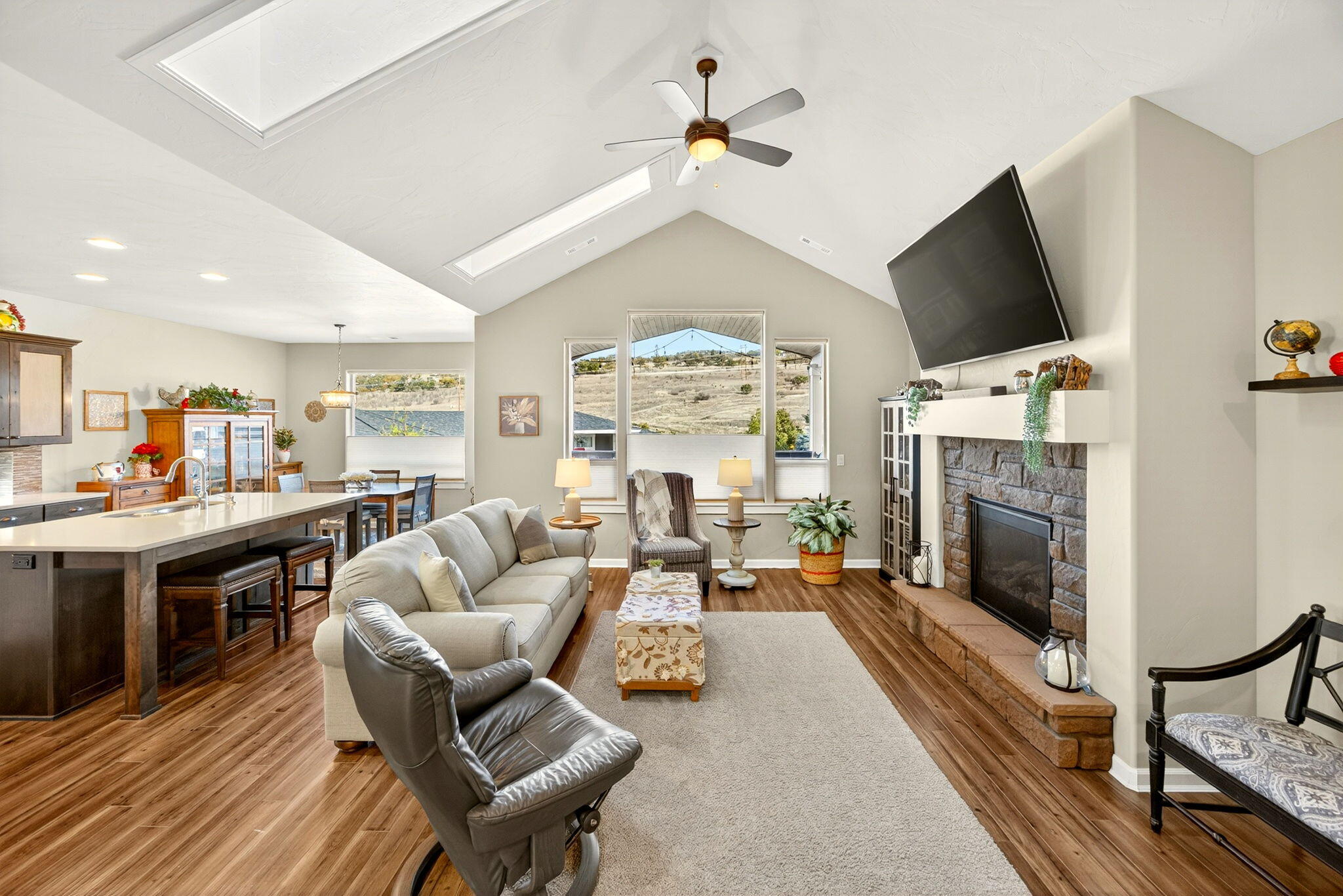 Bella Vista Heights Phases 1 & 2 - Residential