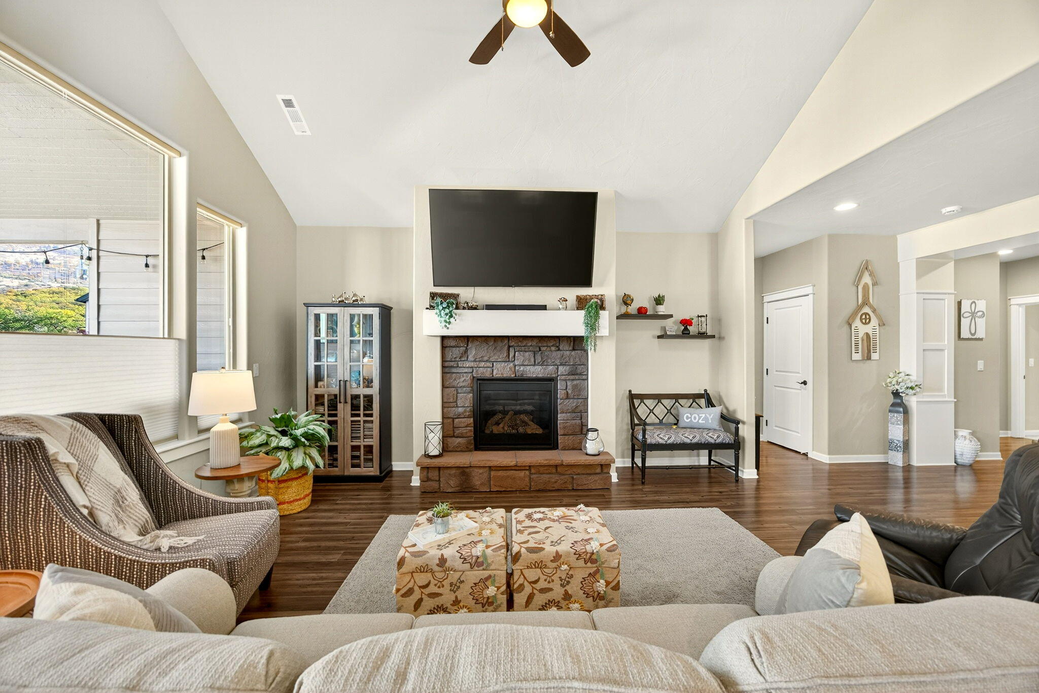 Bella Vista Heights Phases 1 & 2 - Residential