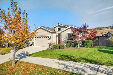 Tiny photo for 1604 Palermo Street, Medford, OR 97504 (MLS # 220210931)