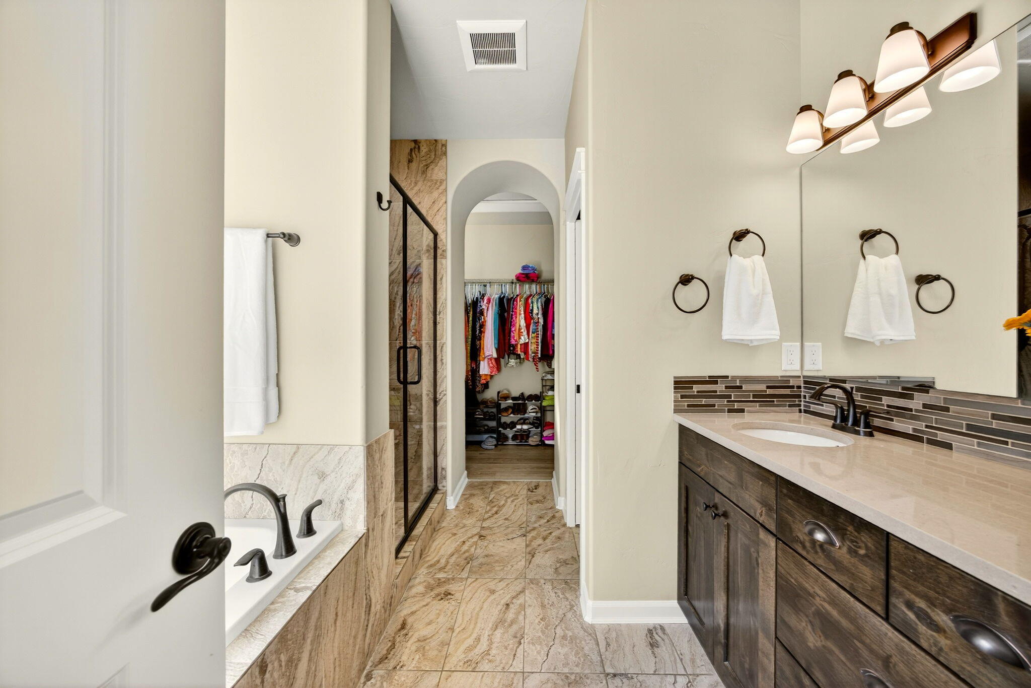 Bella Vista Heights Phases 1 & 2 - Residential