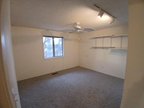 Tiny photo for 2606 California Avenue, Klamath Falls, OR 97601 (MLS # 220213767)