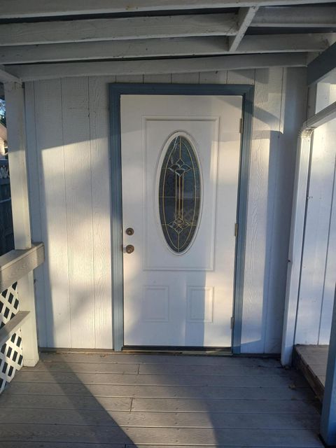 Tiny photo for 2606 California Avenue, Klamath Falls, OR 97601 (MLS # 220213767)