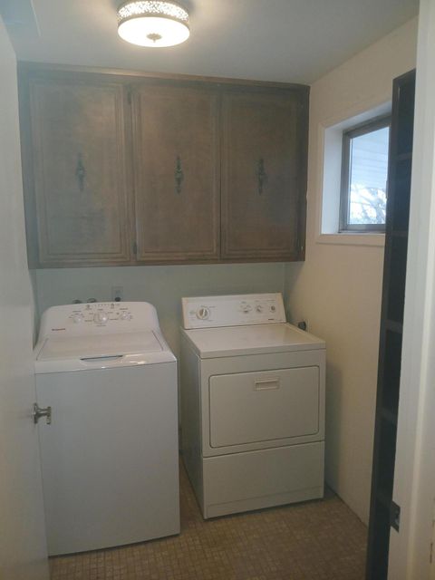 Tiny photo for 2606 California Avenue, Klamath Falls, OR 97601 (MLS # 220213767)