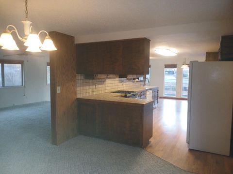 Tiny photo for 2606 California Avenue, Klamath Falls, OR 97601 (MLS # 220213767)