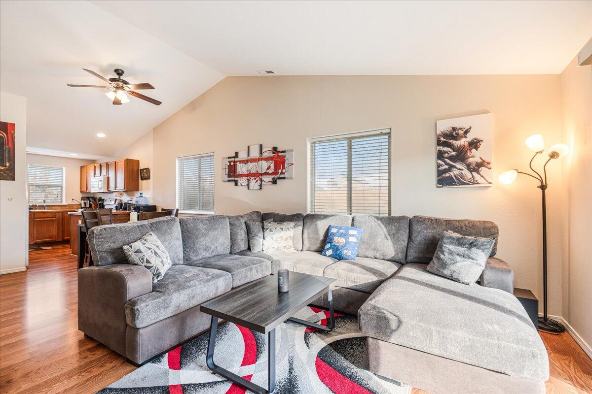 Vista Dorado - Residential