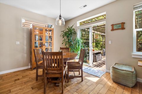 Tiny photo for 61134 Montrose Pass Street, Bend, OR 97702 (MLS # 220220050)