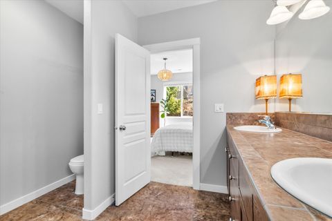 Tiny photo for 61134 Montrose Pass Street, Bend, OR 97702 (MLS # 220220050)