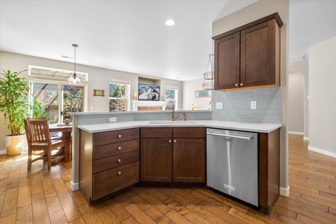 Tiny photo for 61134 Montrose Pass Street, Bend, OR 97702 (MLS # 220220050)