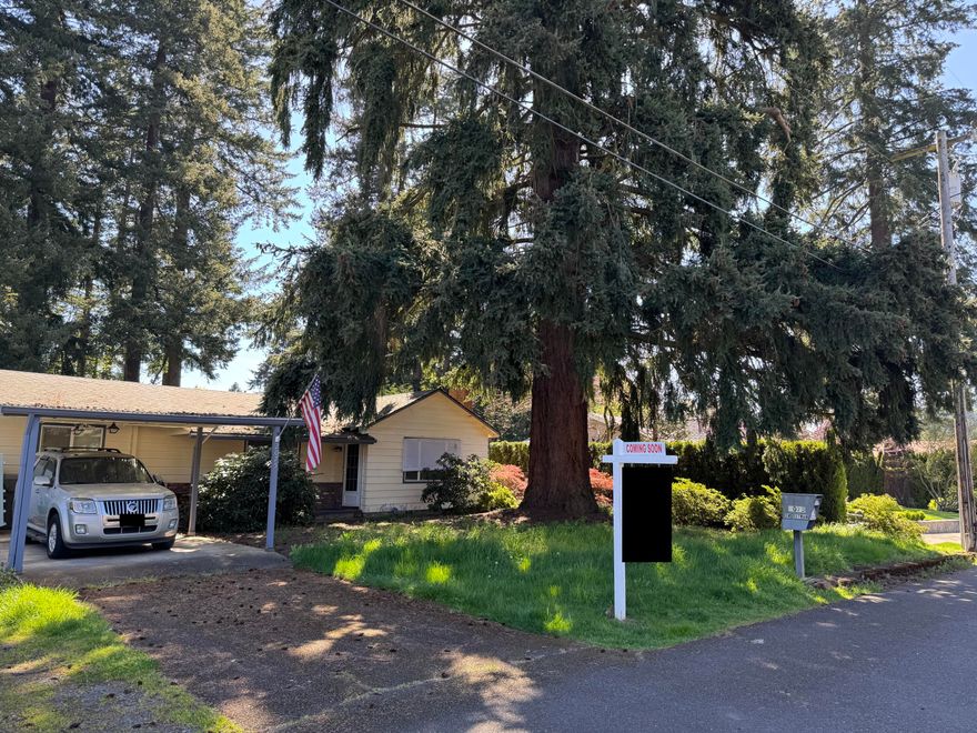 This delightful property is nestled in the heart of West Linn and offers three bedrooms and two full bathrooms in the 1,848 square feet space, all situated on an expansive 1.13 acre lot. One of the standout features of this home is the surrounding acreage. This outdoor space provides a serene and private environment that can be enjoyed throughout all seasons.