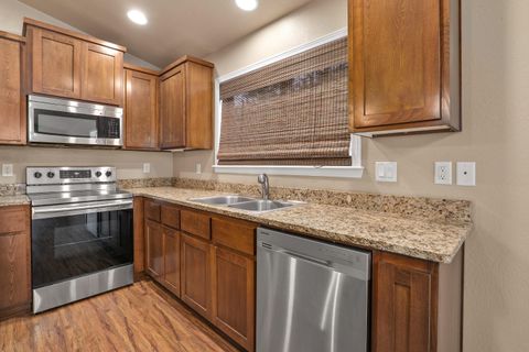 Tiny photo for 238 Westbrook Drive, Rogue River, OR 97537 (MLS # 220211701)