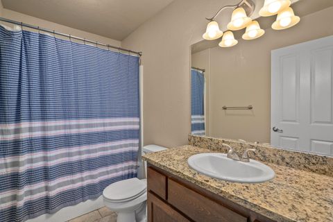 Tiny photo for 238 Westbrook Drive, Rogue River, OR 97537 (MLS # 220211701)